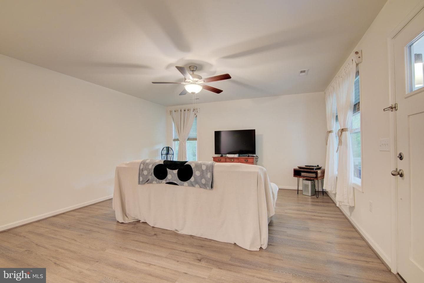 47 Magnolia Blvd (Former Cedar Lane) photo 20