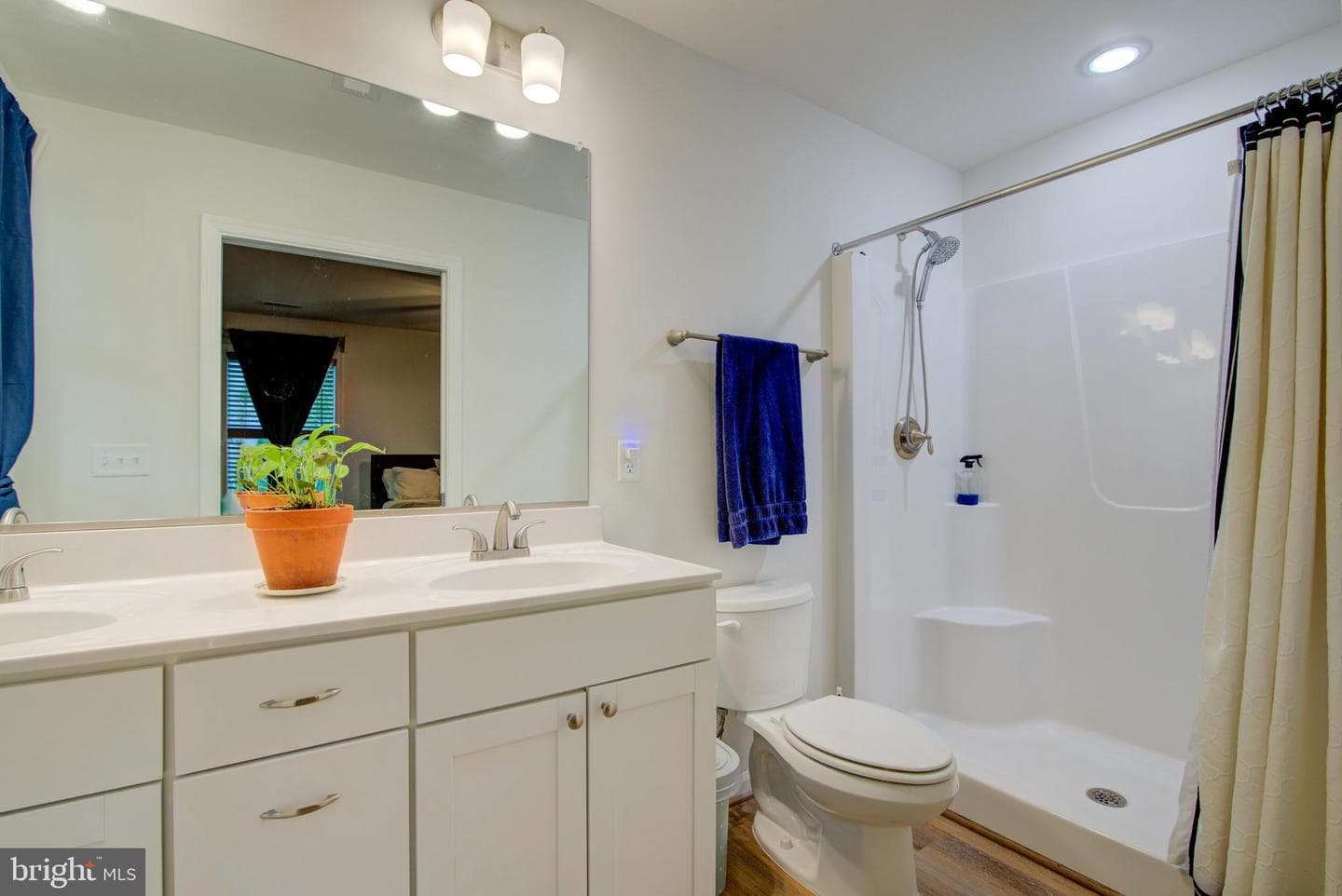 47 Magnolia Blvd (Former Cedar Lane) photo 22
