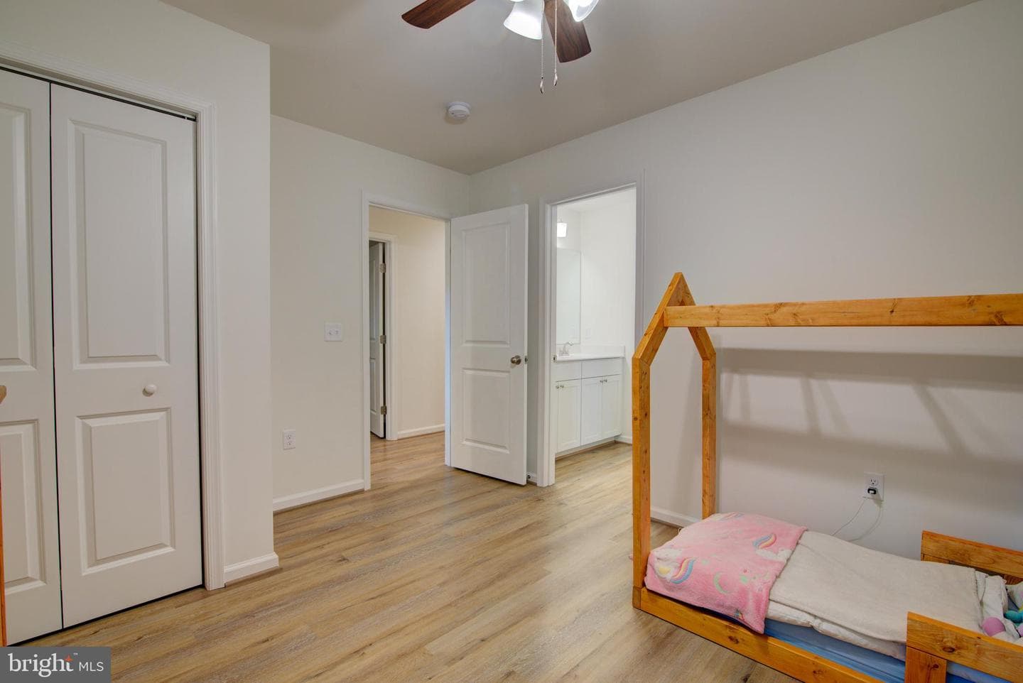 47 Magnolia Blvd (Former Cedar Lane) photo 25