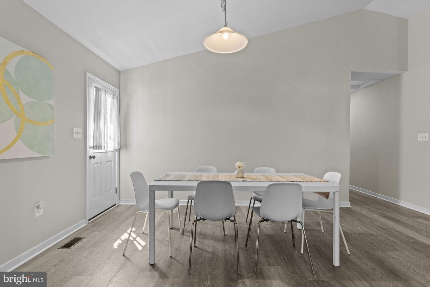 320 2nd Street photo 14