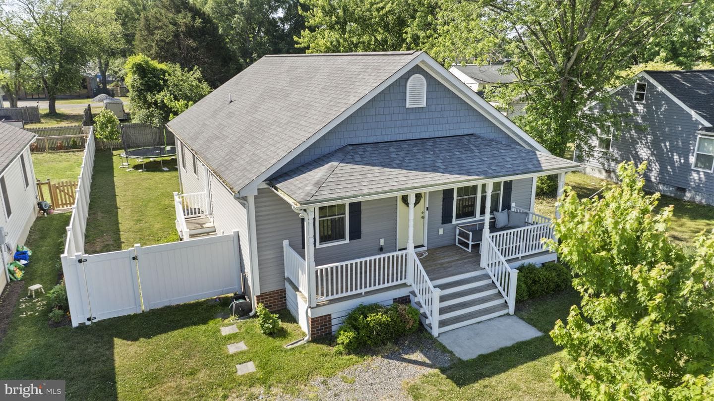 320 2nd Street photo 26