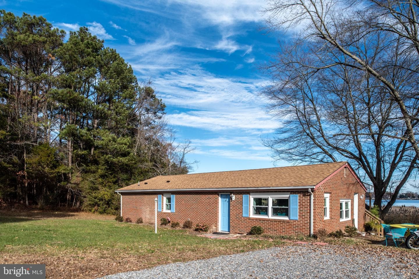 1058 Shore Drive photo 3