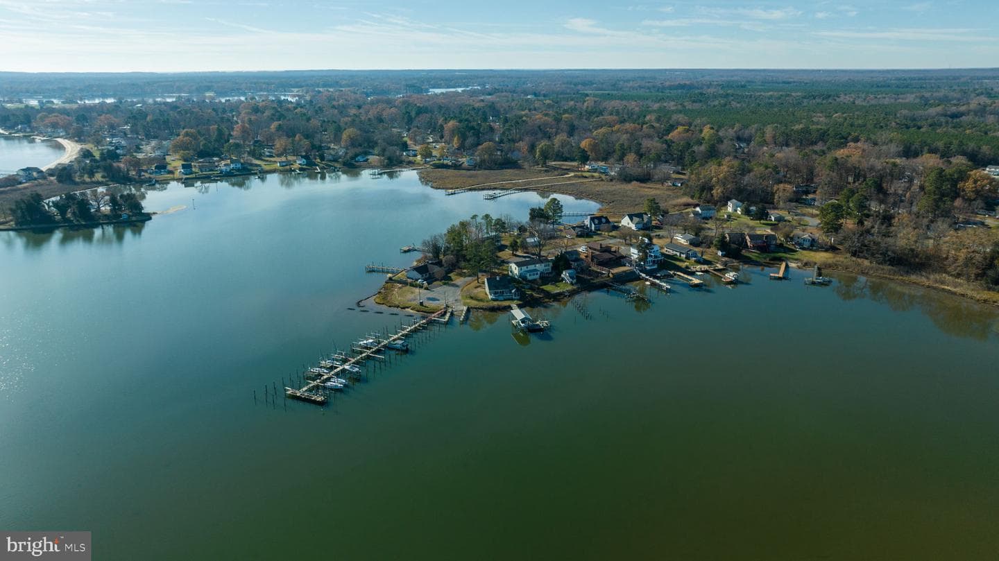 1058 Shore Drive photo 8