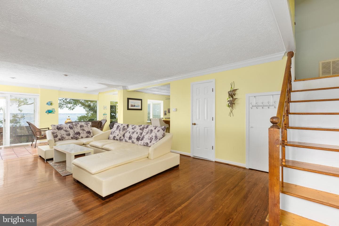 20947 Ridge Road photo 10