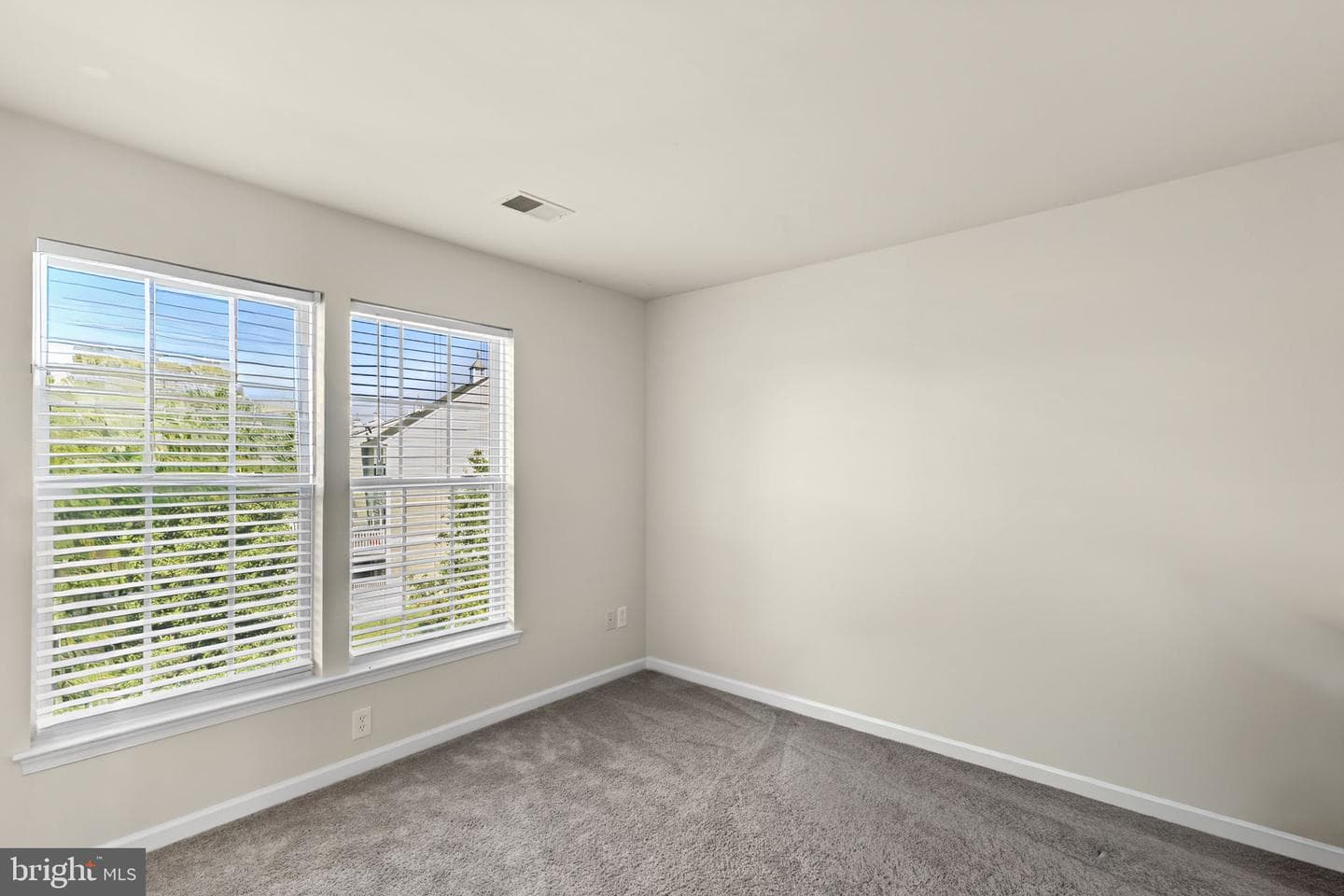 506 Monroe Point Drive photo 31