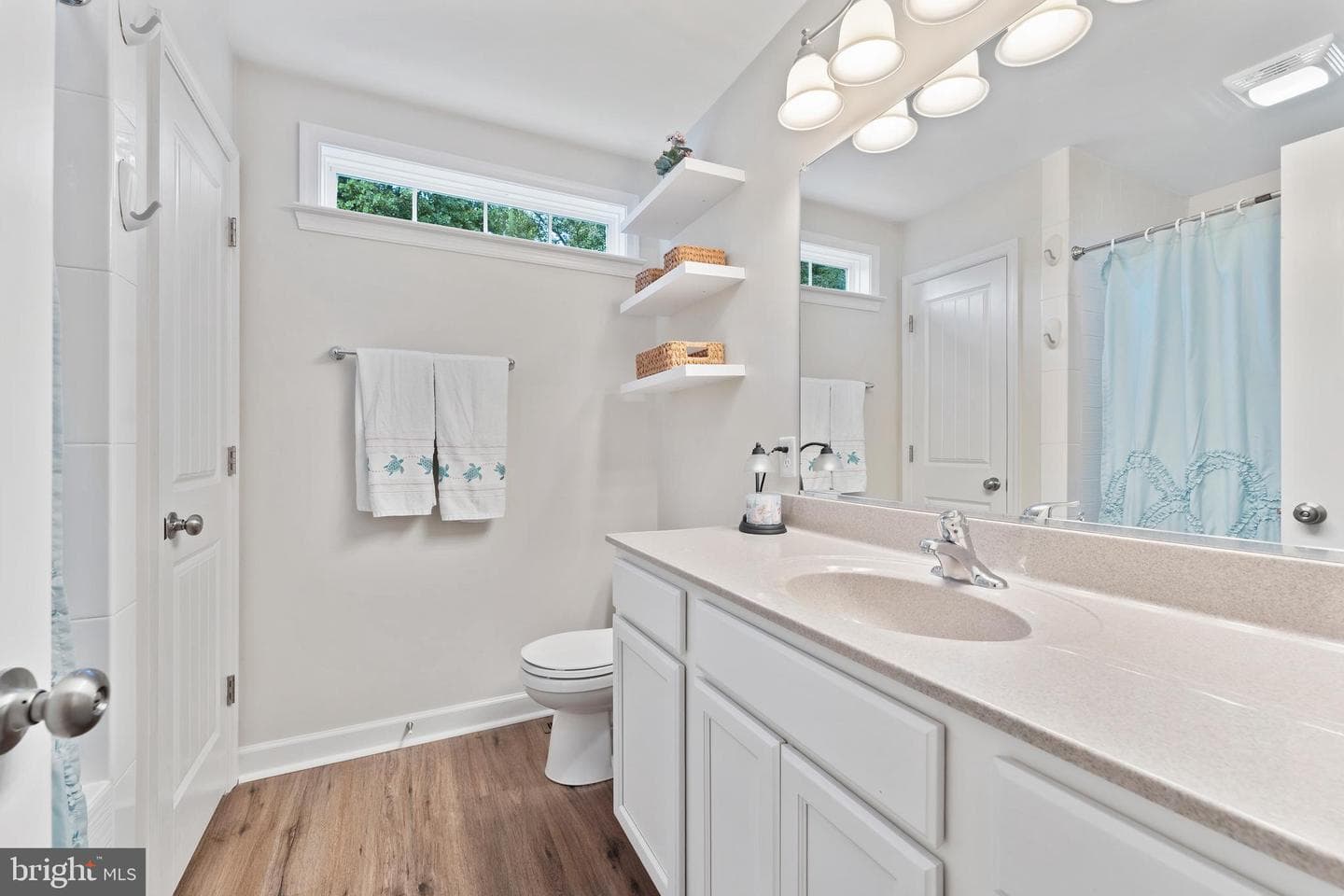 305 Cedar Ln photo 21