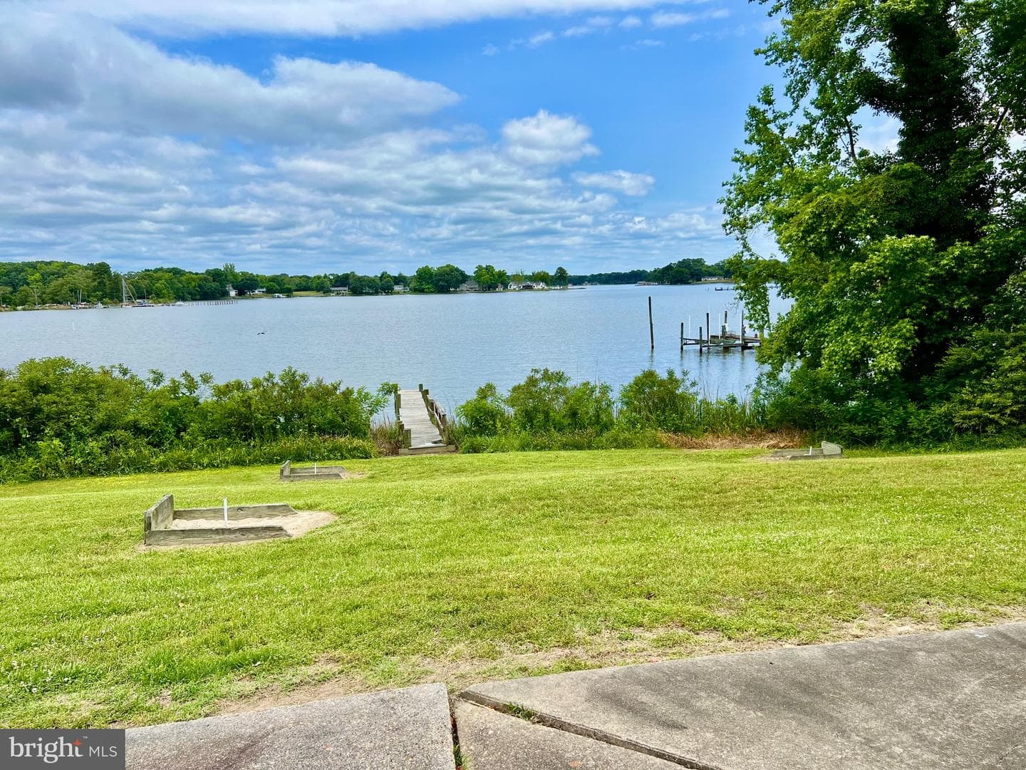 105 Circle Lane photo 46