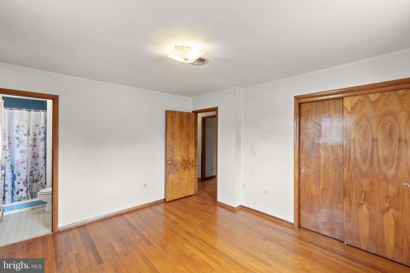 101 Molden Drive photo 13
