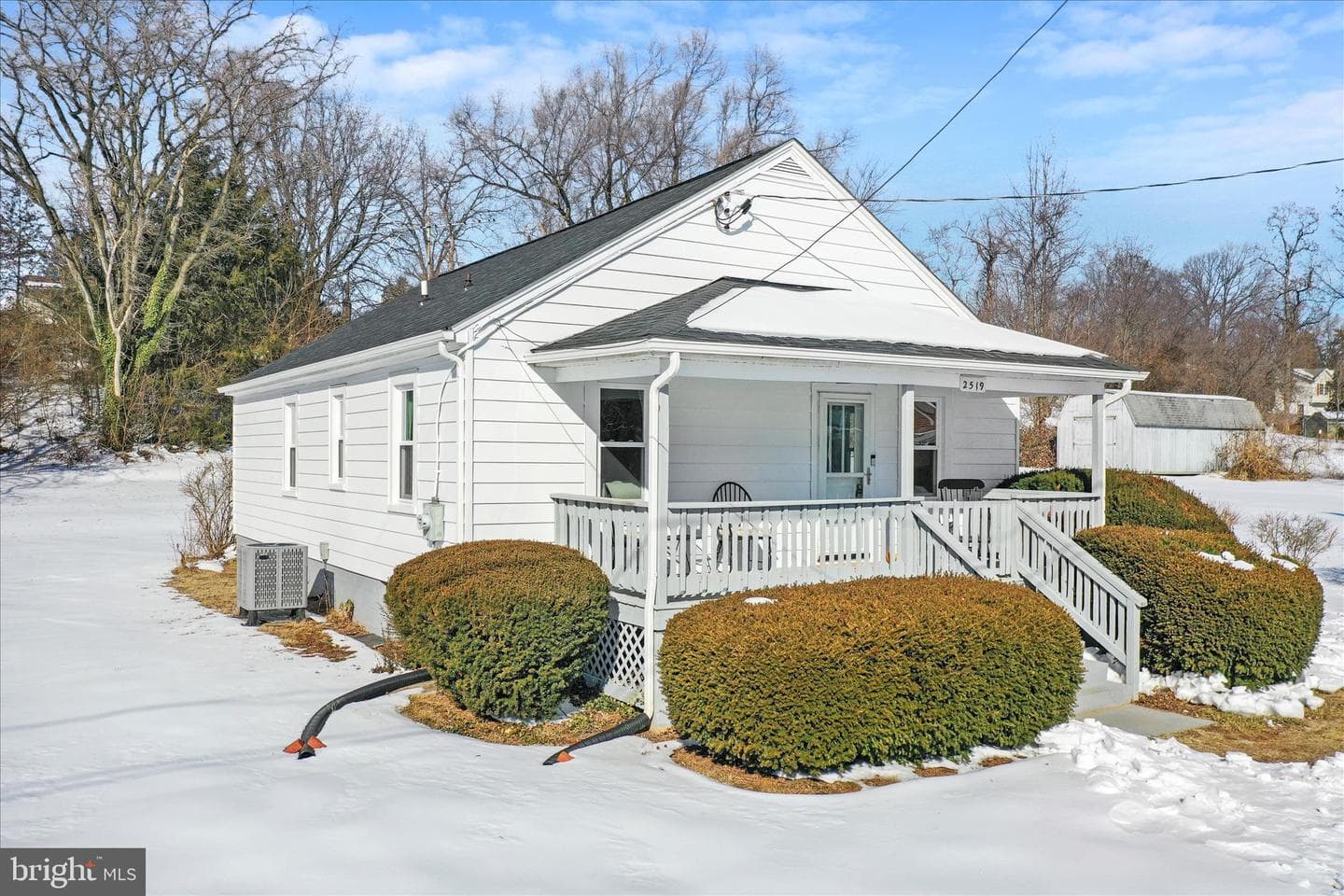 2519 Hockman Avenue photo 5