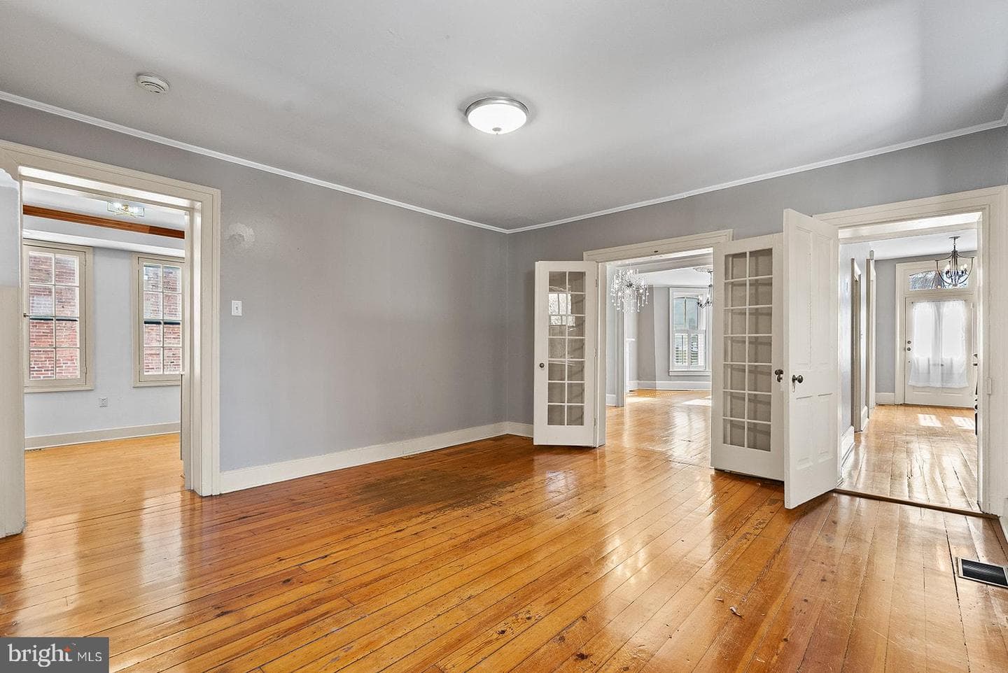 132 Amherst Street photo 20