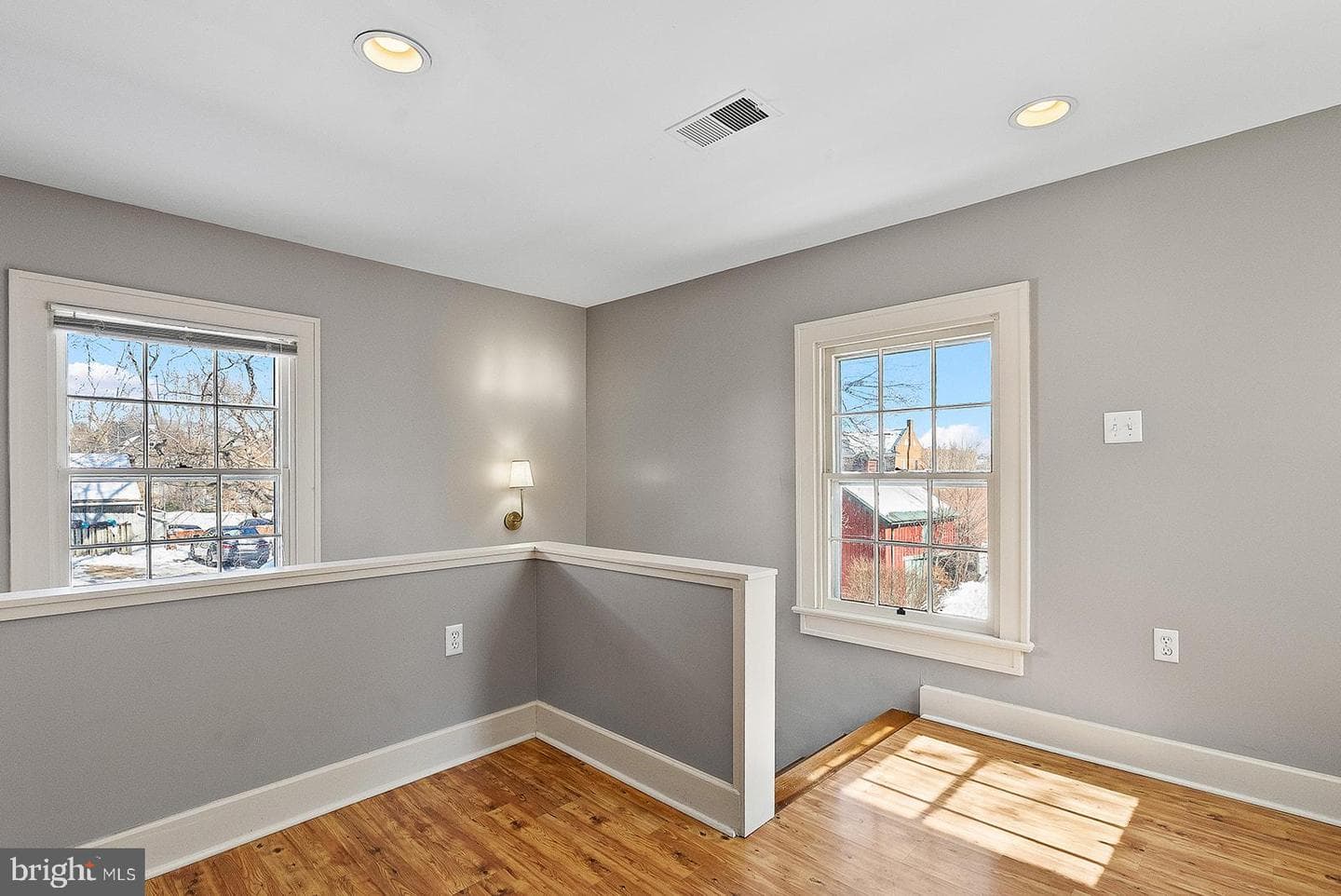 132 Amherst Street photo 55
