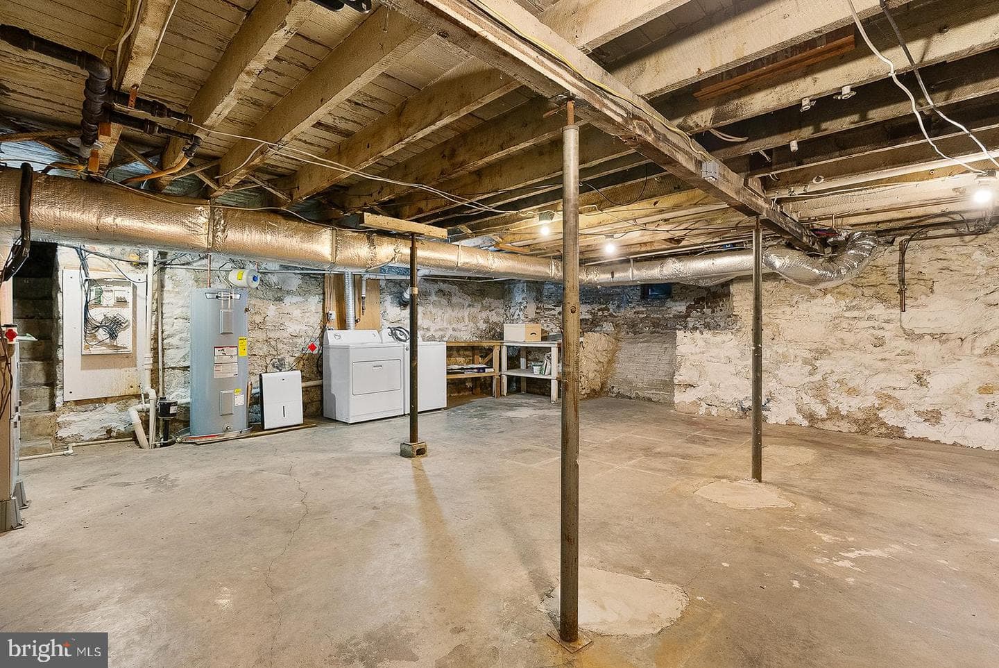 132 Amherst Street photo 63