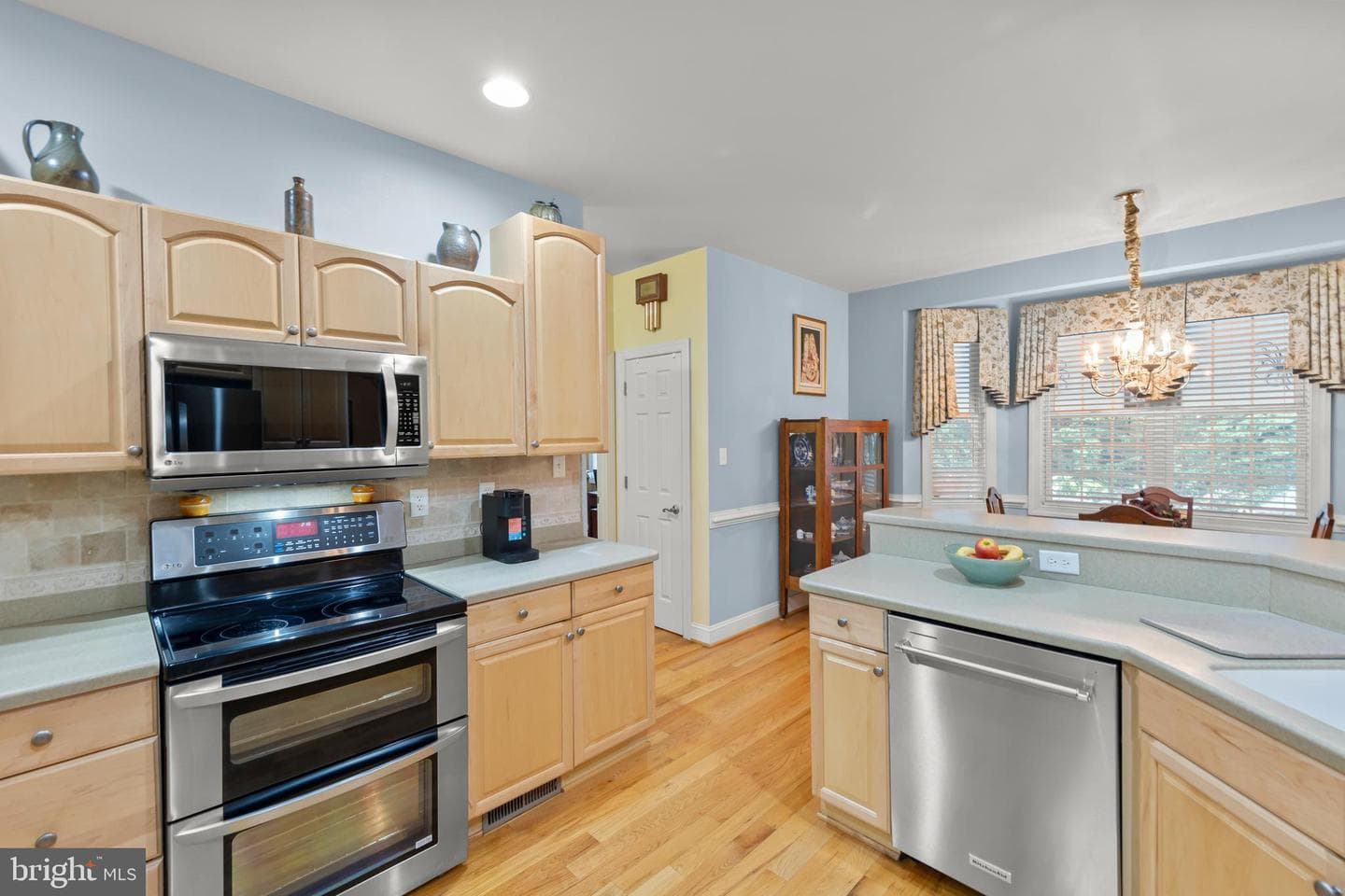 817 Chelsea Drive photo 25