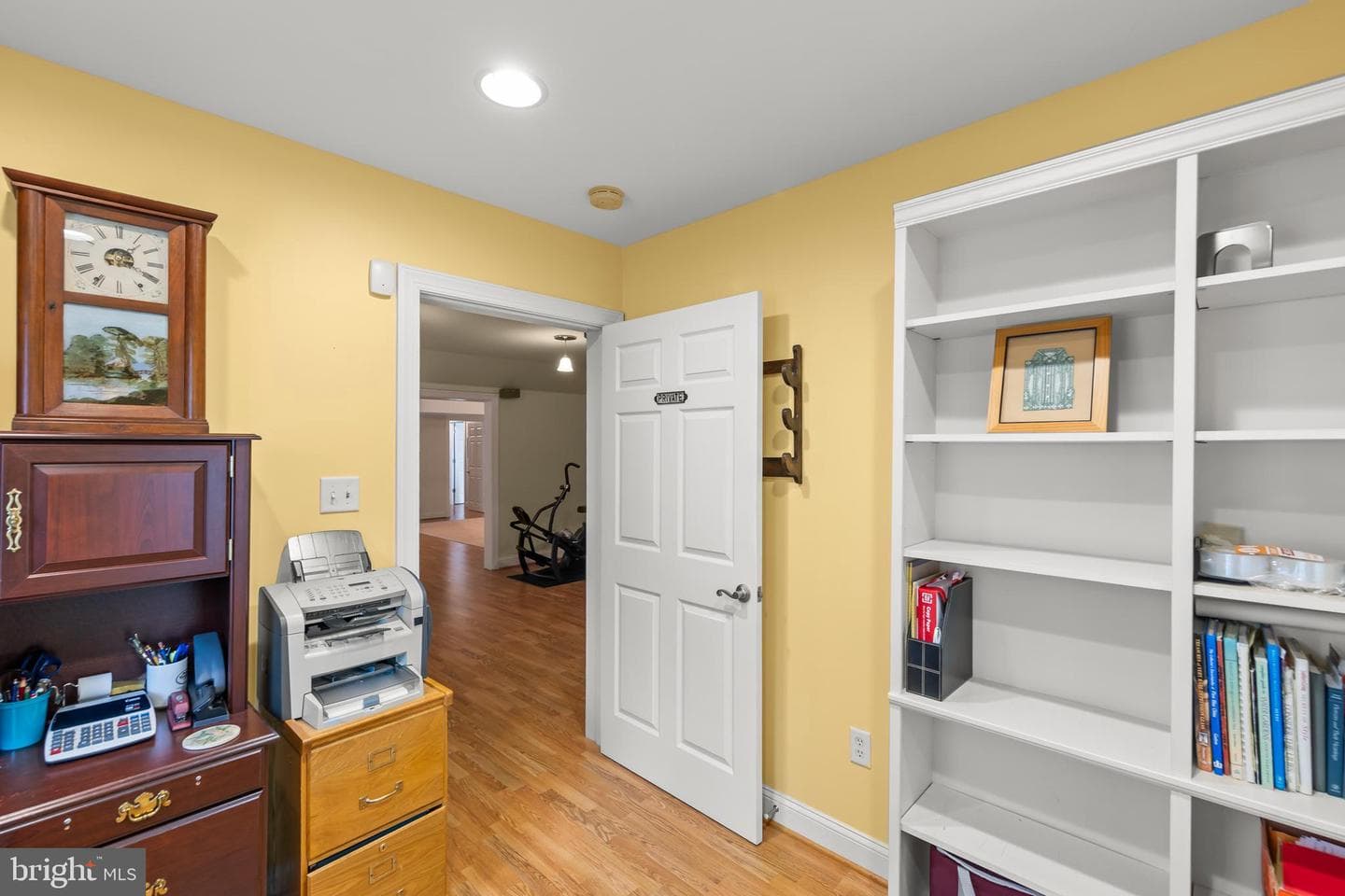 817 Chelsea Drive photo 47