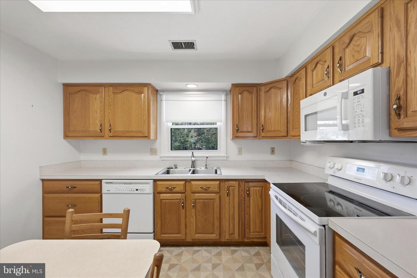 113 Christopher Drive photo 15