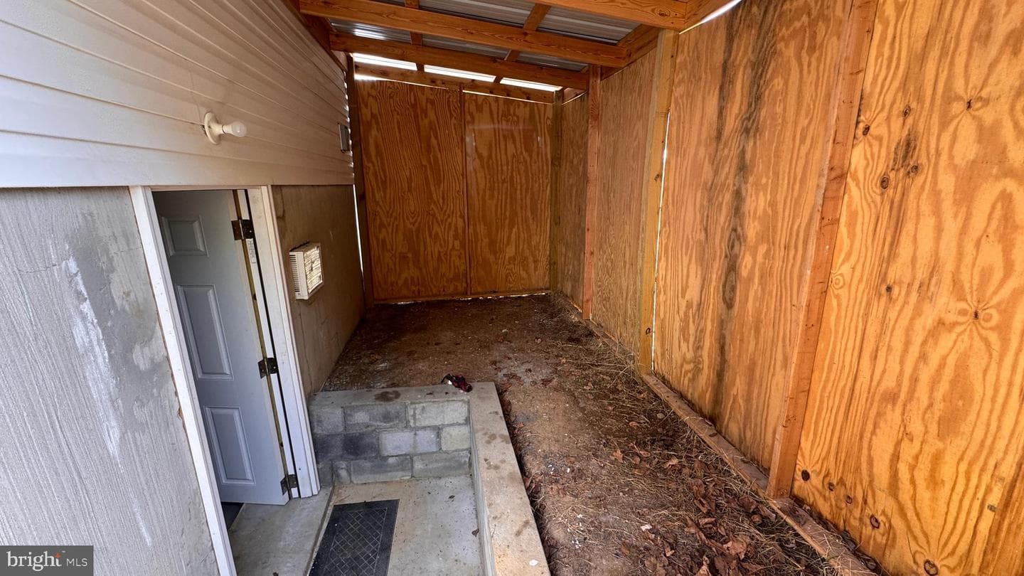 704 Watson Avenue photo 25