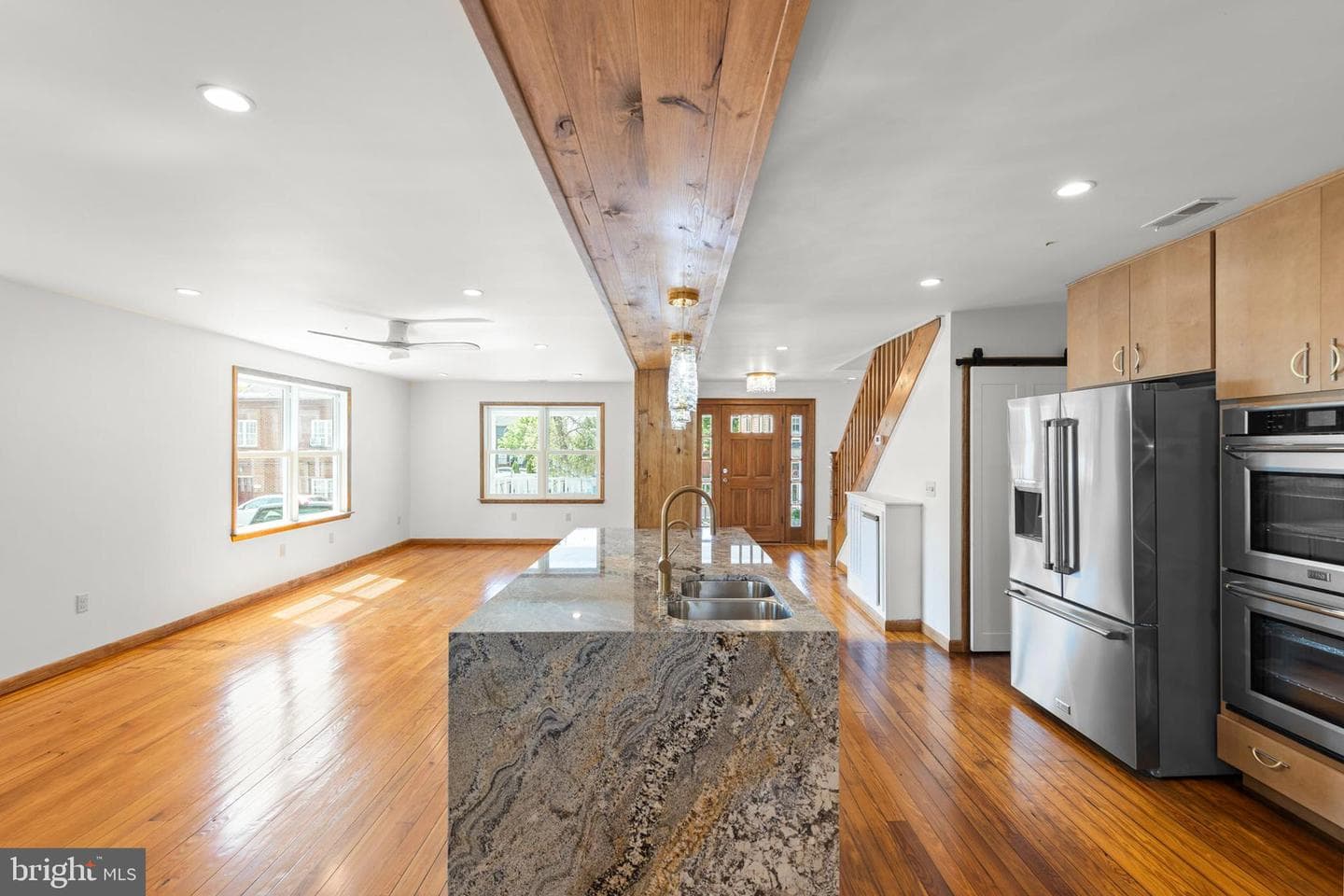 112 W Germain Street photo 5