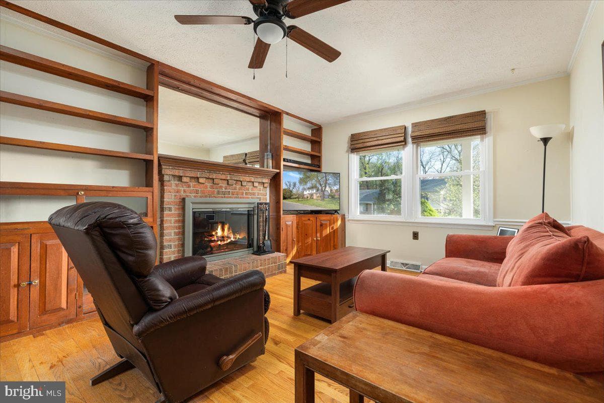1300 Caroline Street photo 16
