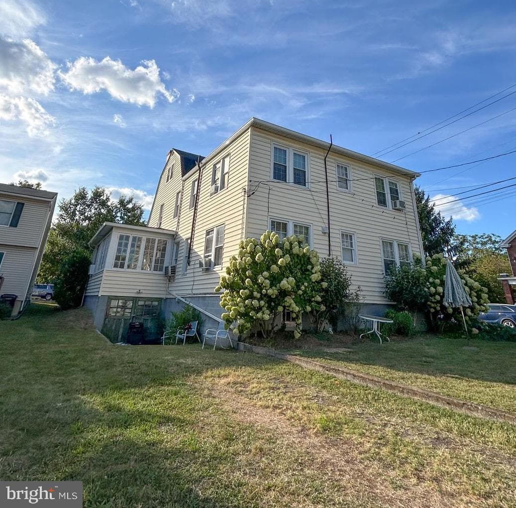1400 Valley Avenue photo 9