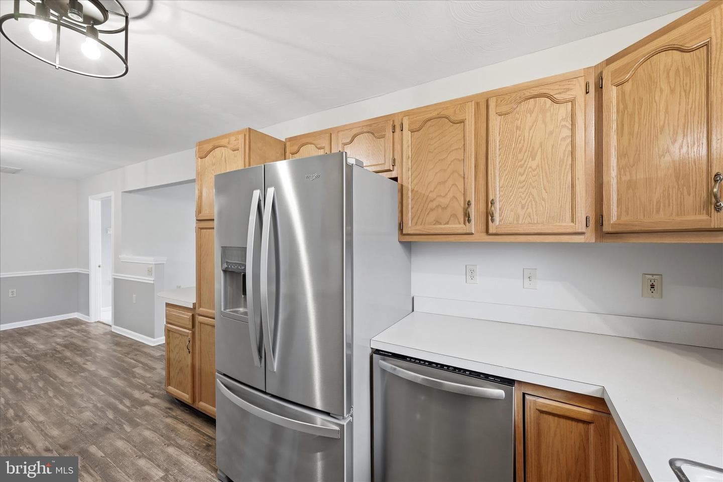 202 Russelcroft Road photo 15