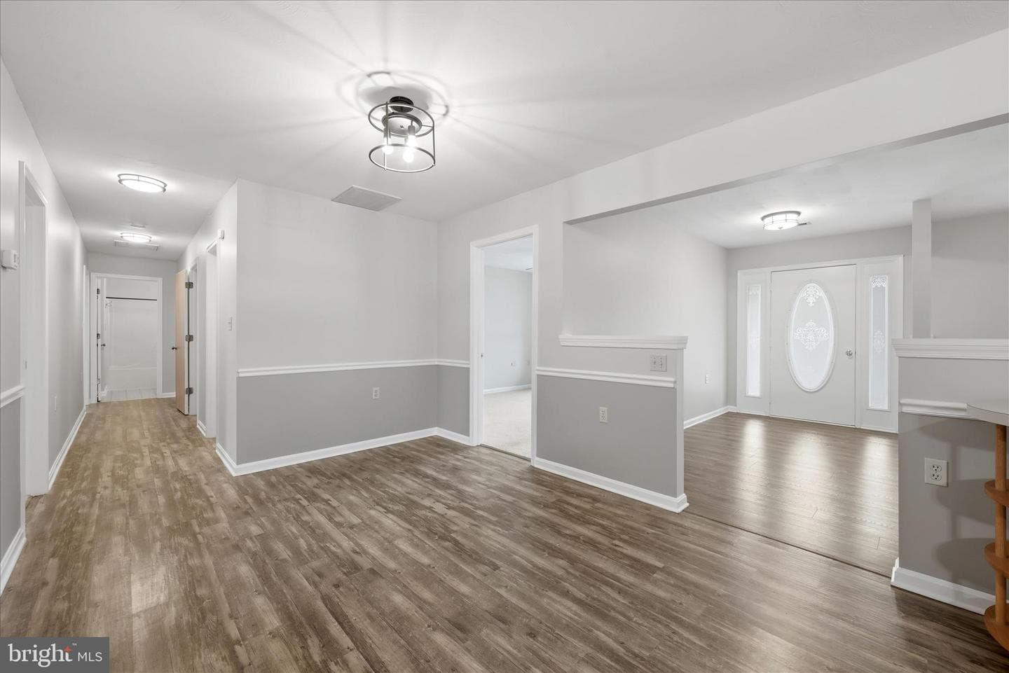 202 Russelcroft Road photo 17