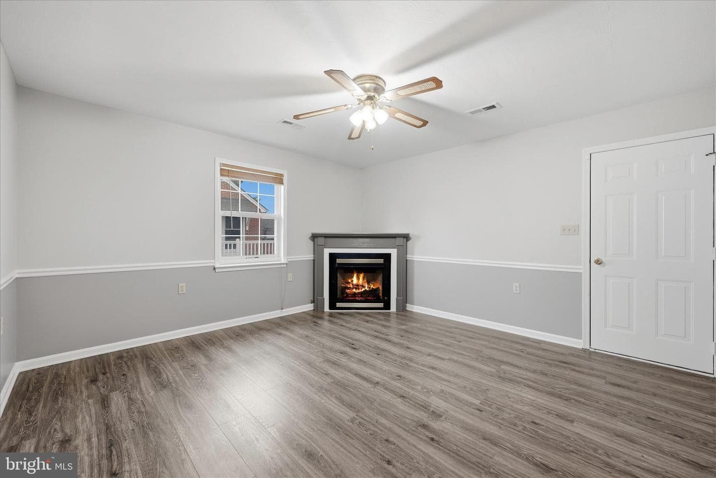 202 Russelcroft Road photo 18