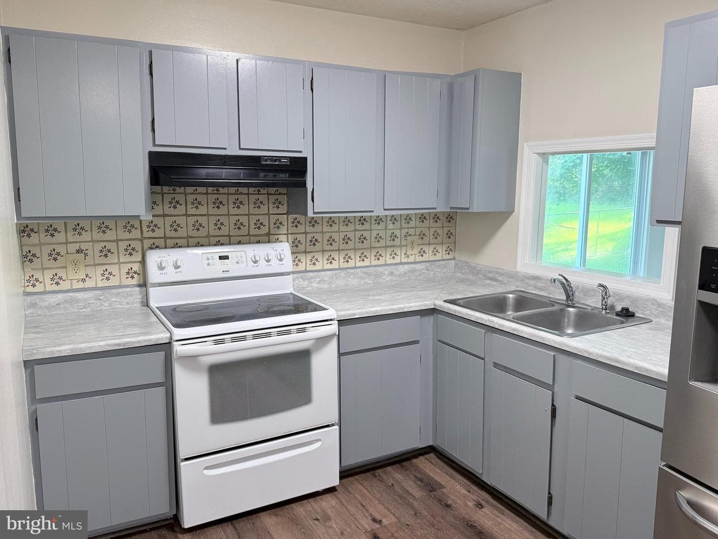332 Opequon Avenue photo 5