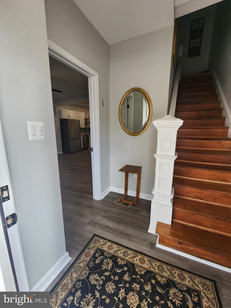 446 N Loudoun Street photo 7