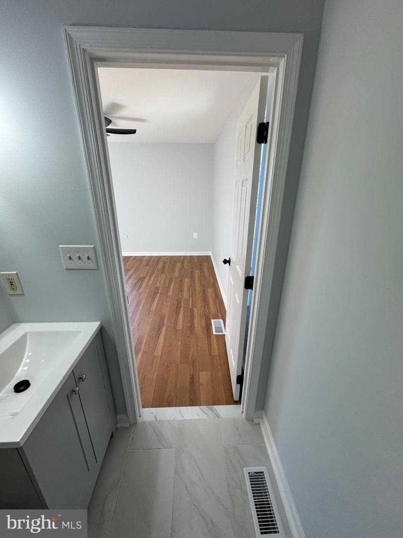 419 Summit Avenue photo 36