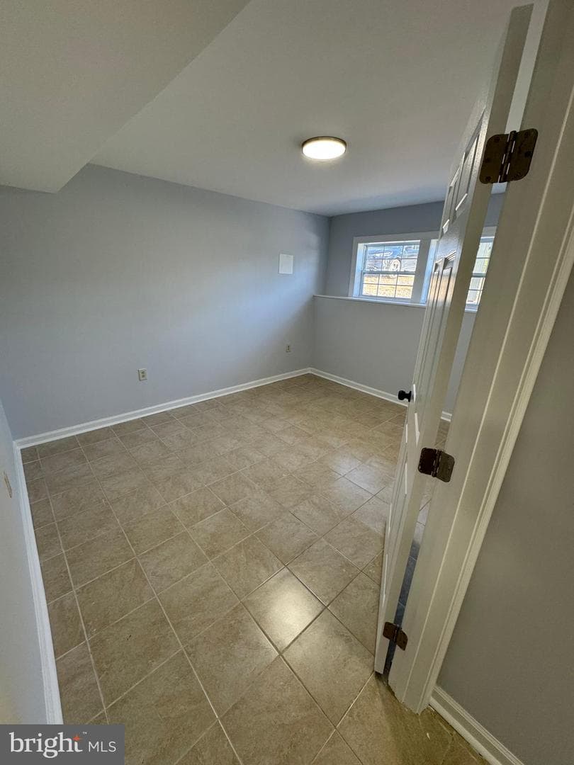 419 Summit Avenue photo 49