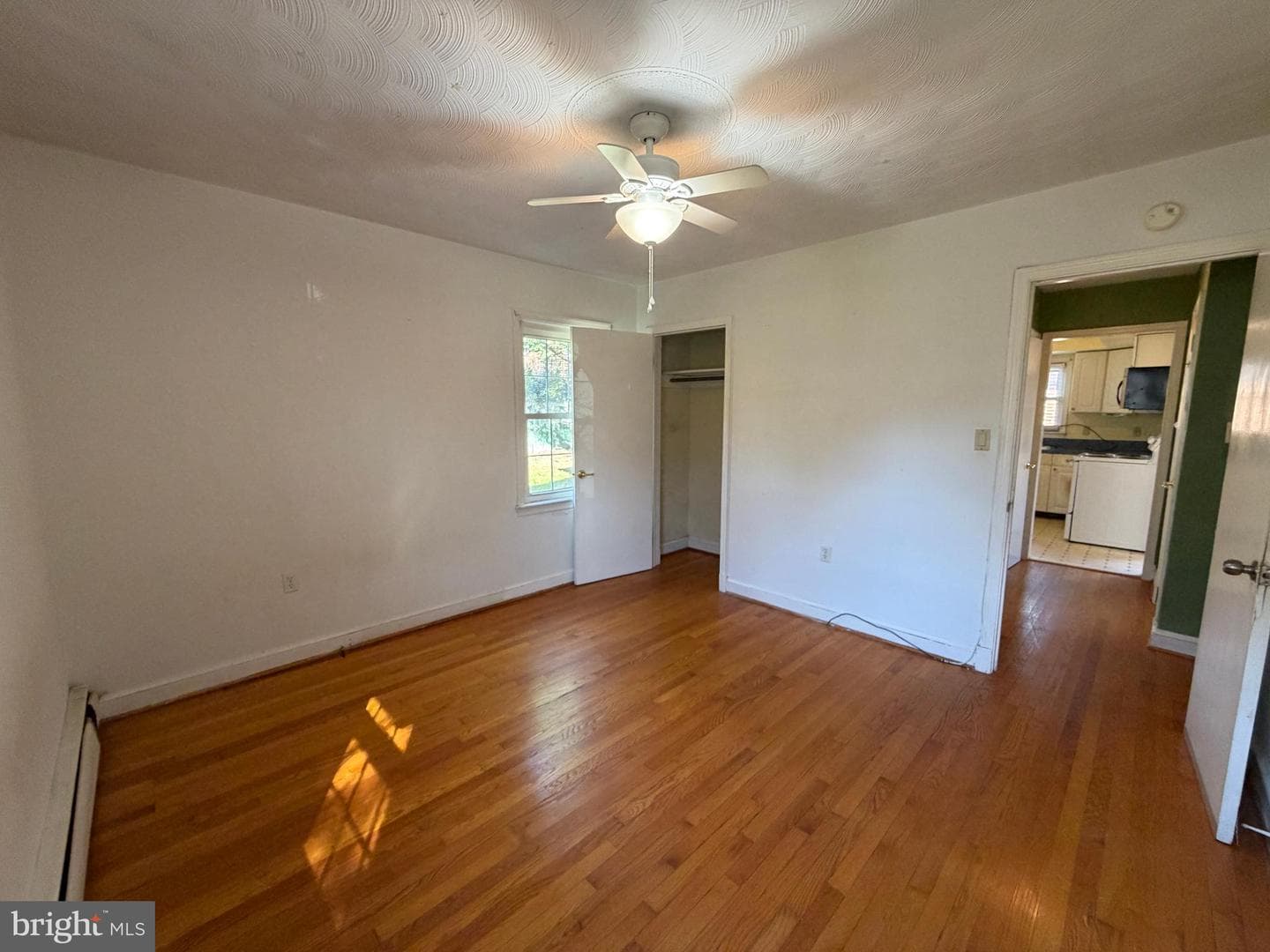 540 Bellview Ave photo 18