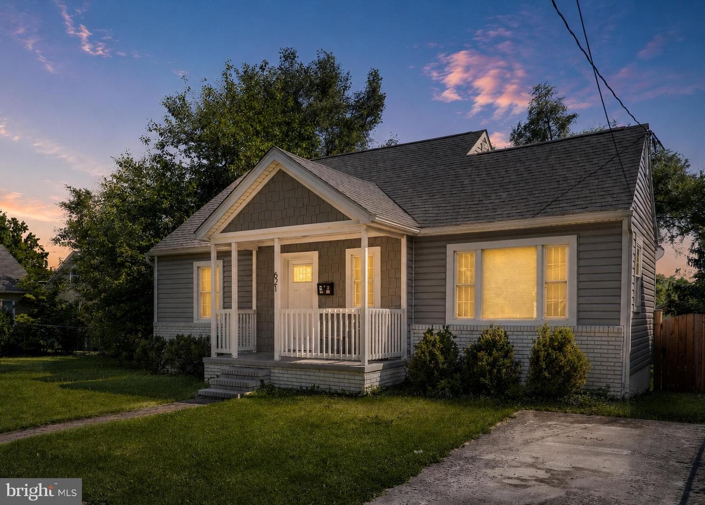 621 Patterson Ave, Winchester