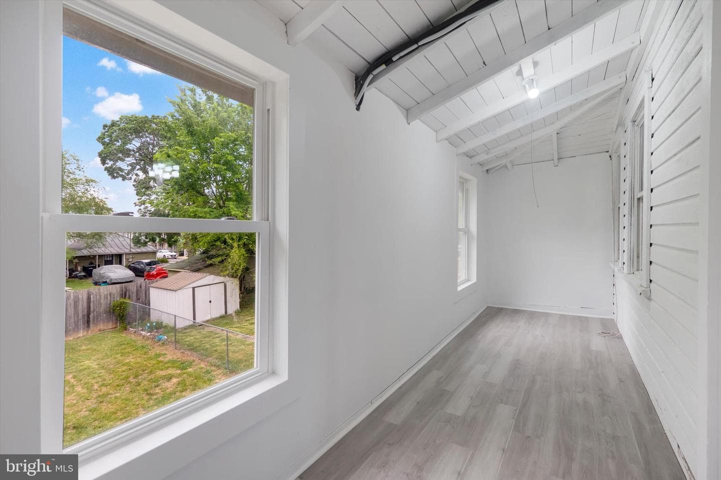 323 Fairview Avenue photo 16