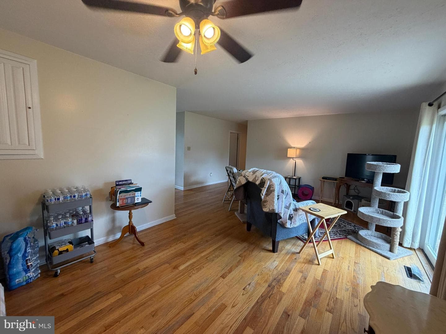 302 Wentworth Drive photo 9