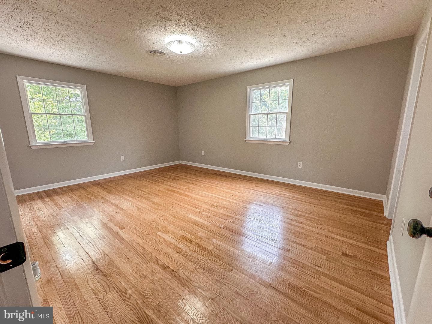 110 Russellcroft Road photo 16