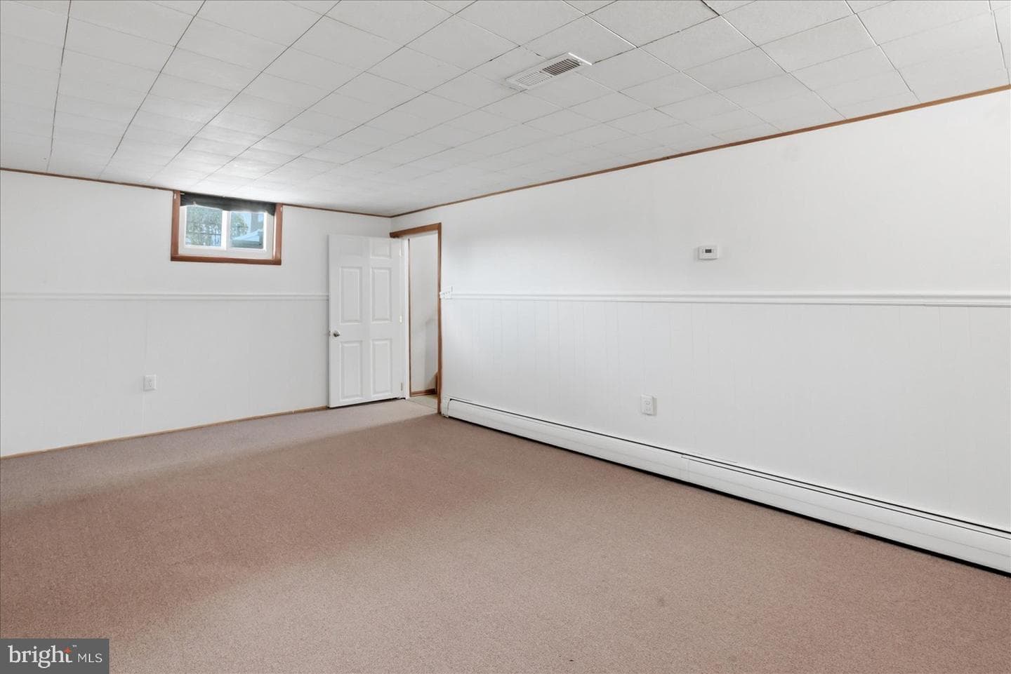 101 Locust Avenue photo 32