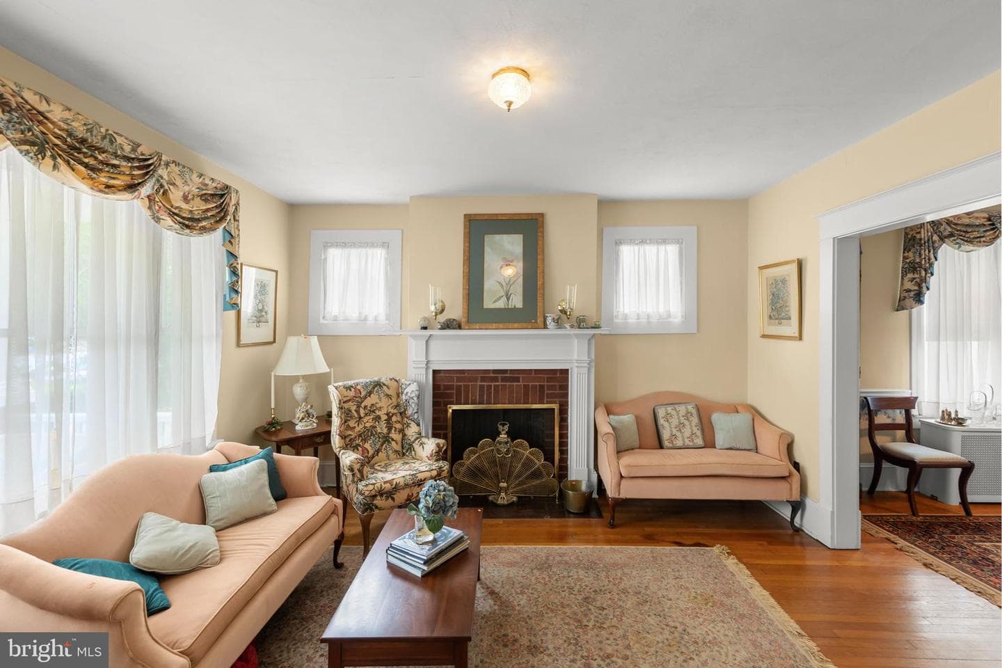 305 Amherst Street photo 7