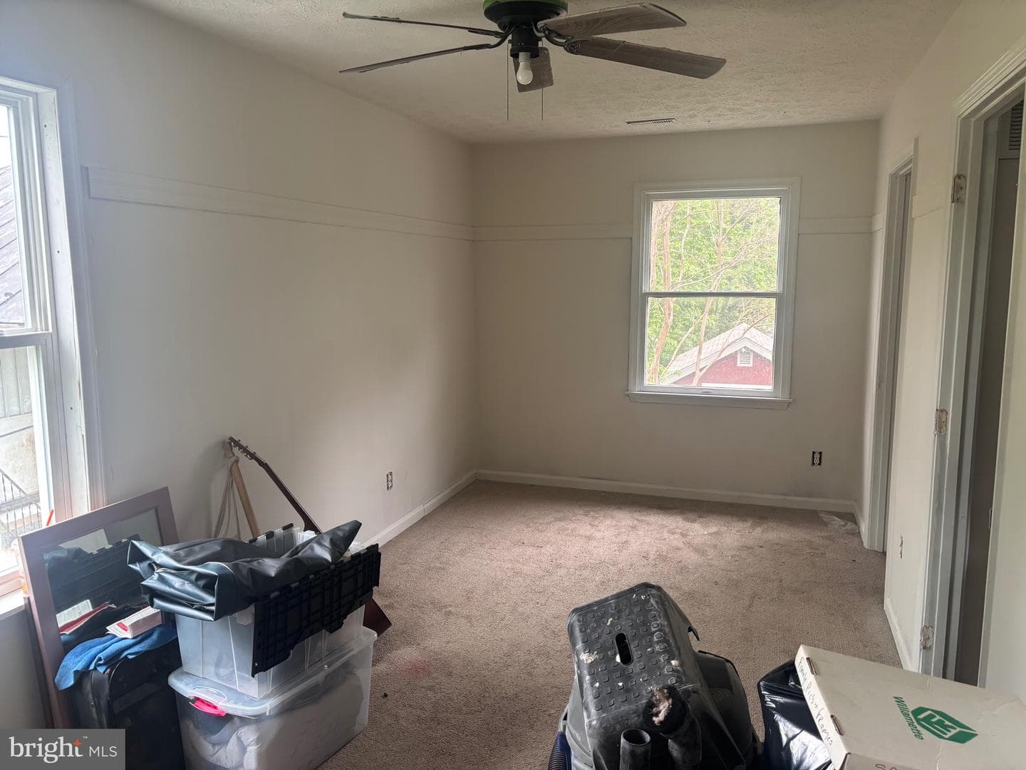 710 New Avenue photo 12