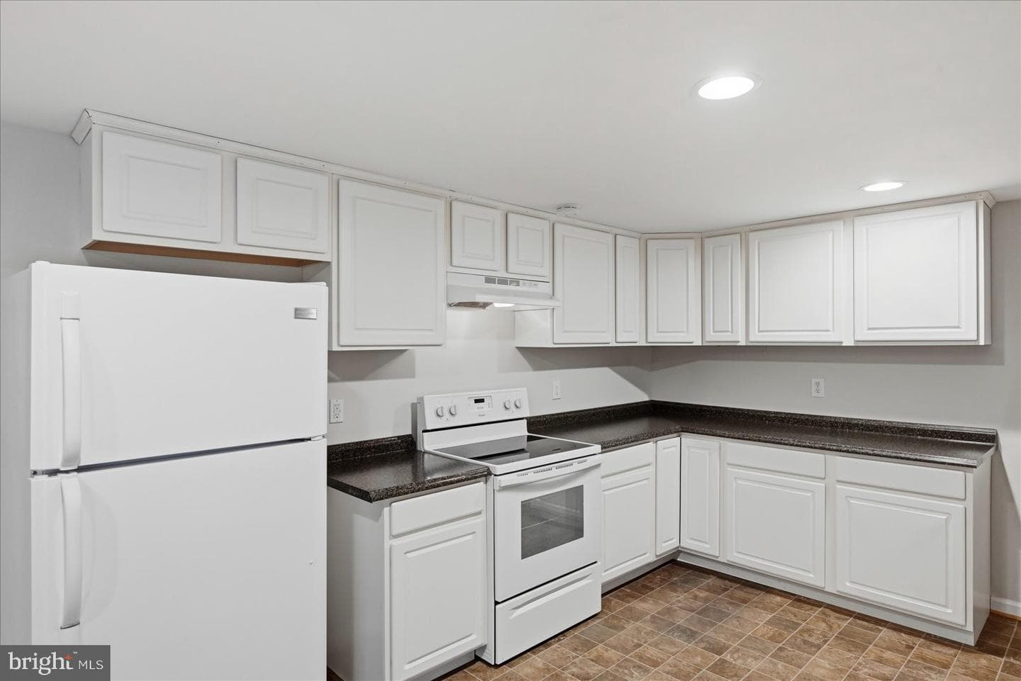 388 Bowling Green Road photo 29