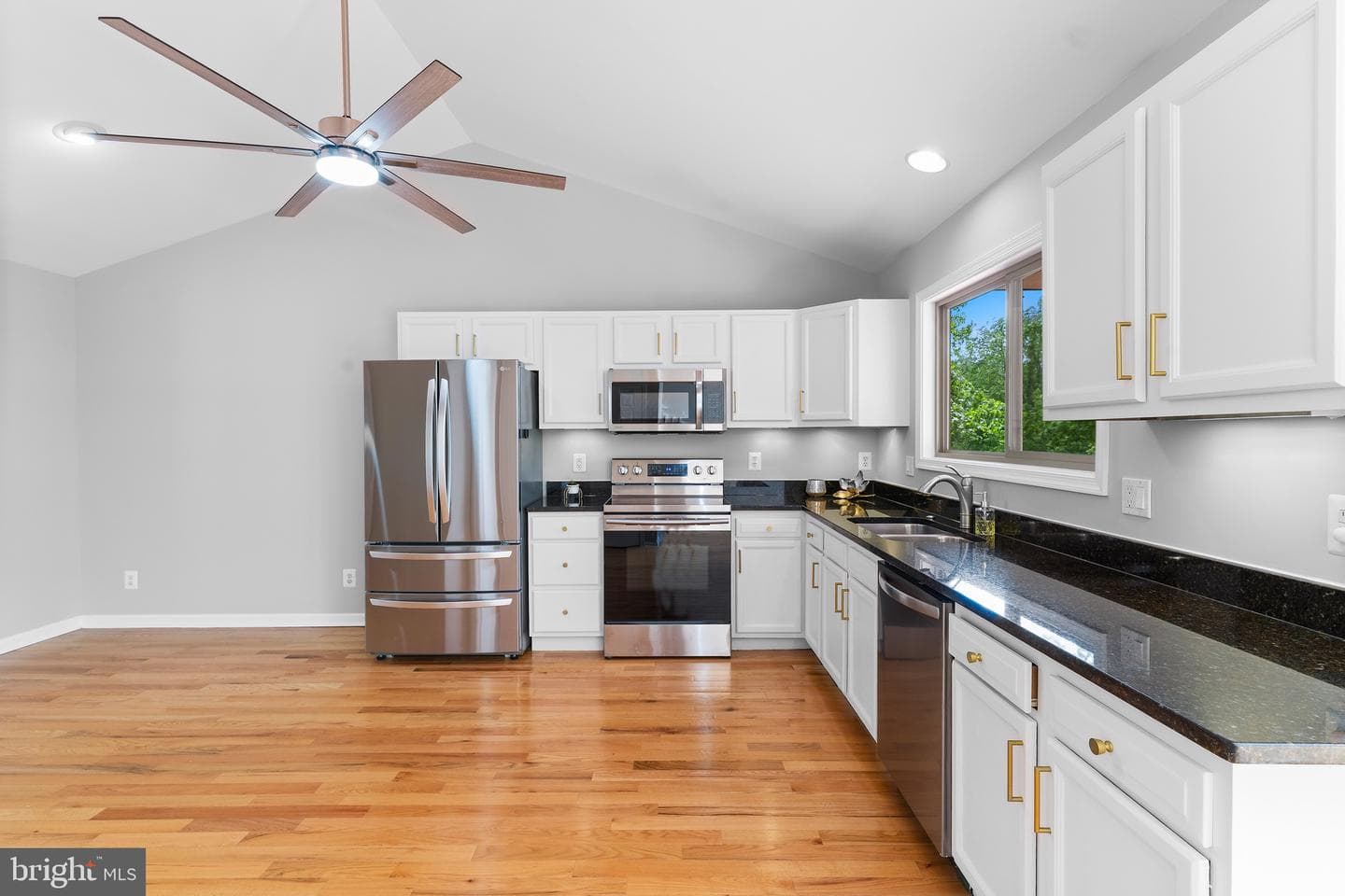 252 Wendy Hill Road photo 7