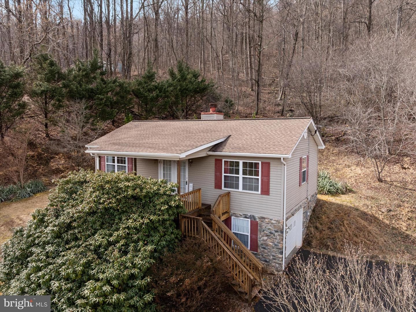 1057 Harmony Orchard Road photo 2