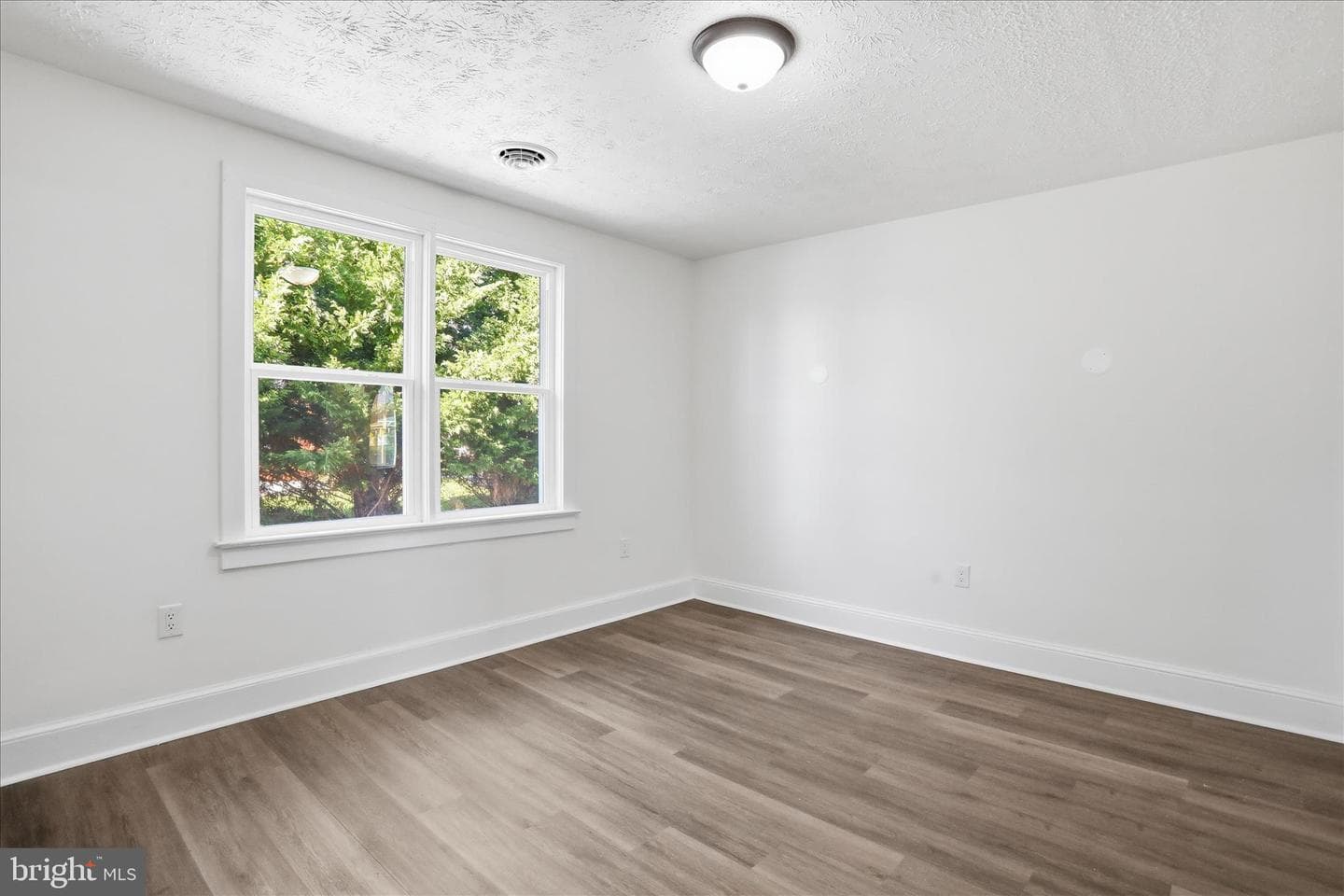 220 Manassas Avenue photo 21