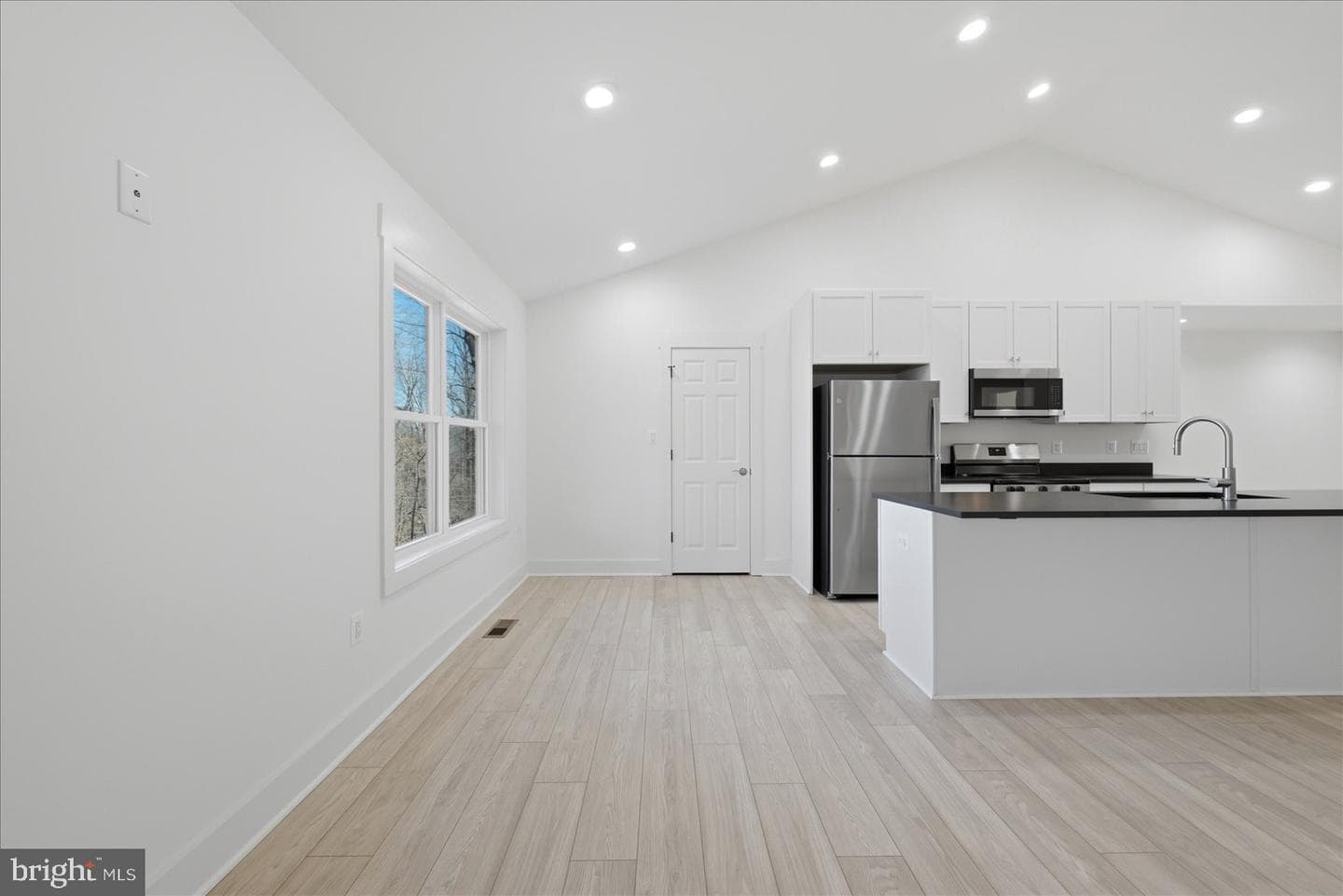 377 Windy Way photo 20