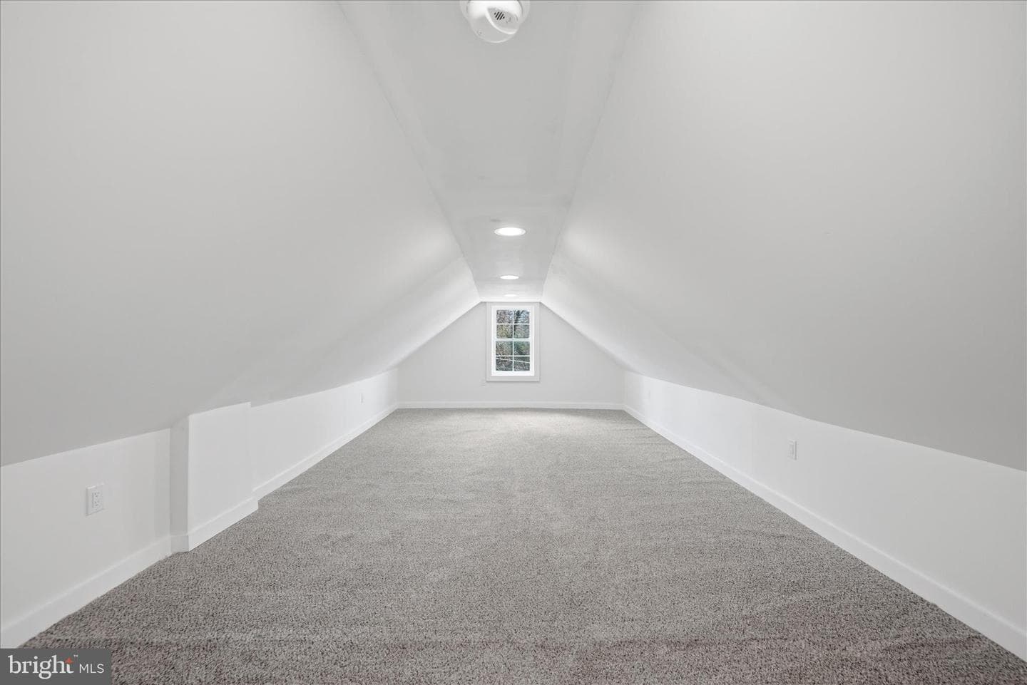 1 Depot Avenue photo 31