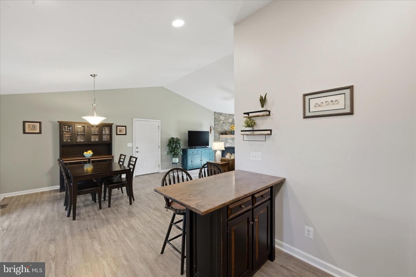 112 Apple Orchard Drive photo 15