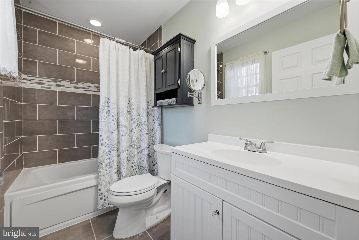 112 Apple Orchard Drive photo 24