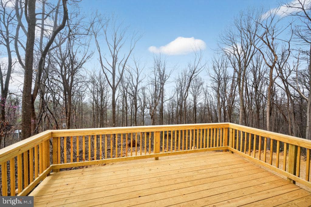 135 Old Sawmill Road photo 6