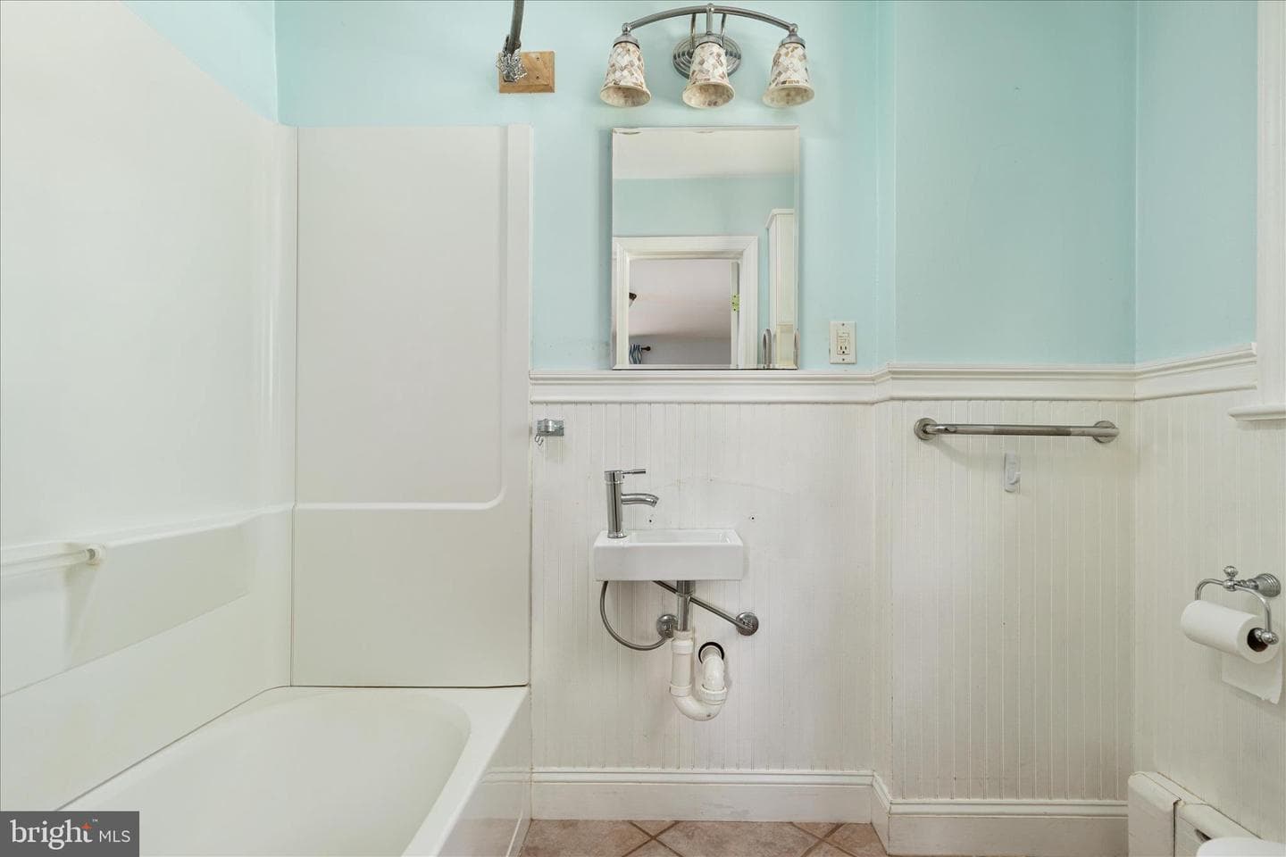 1048 Wine Street photo 14