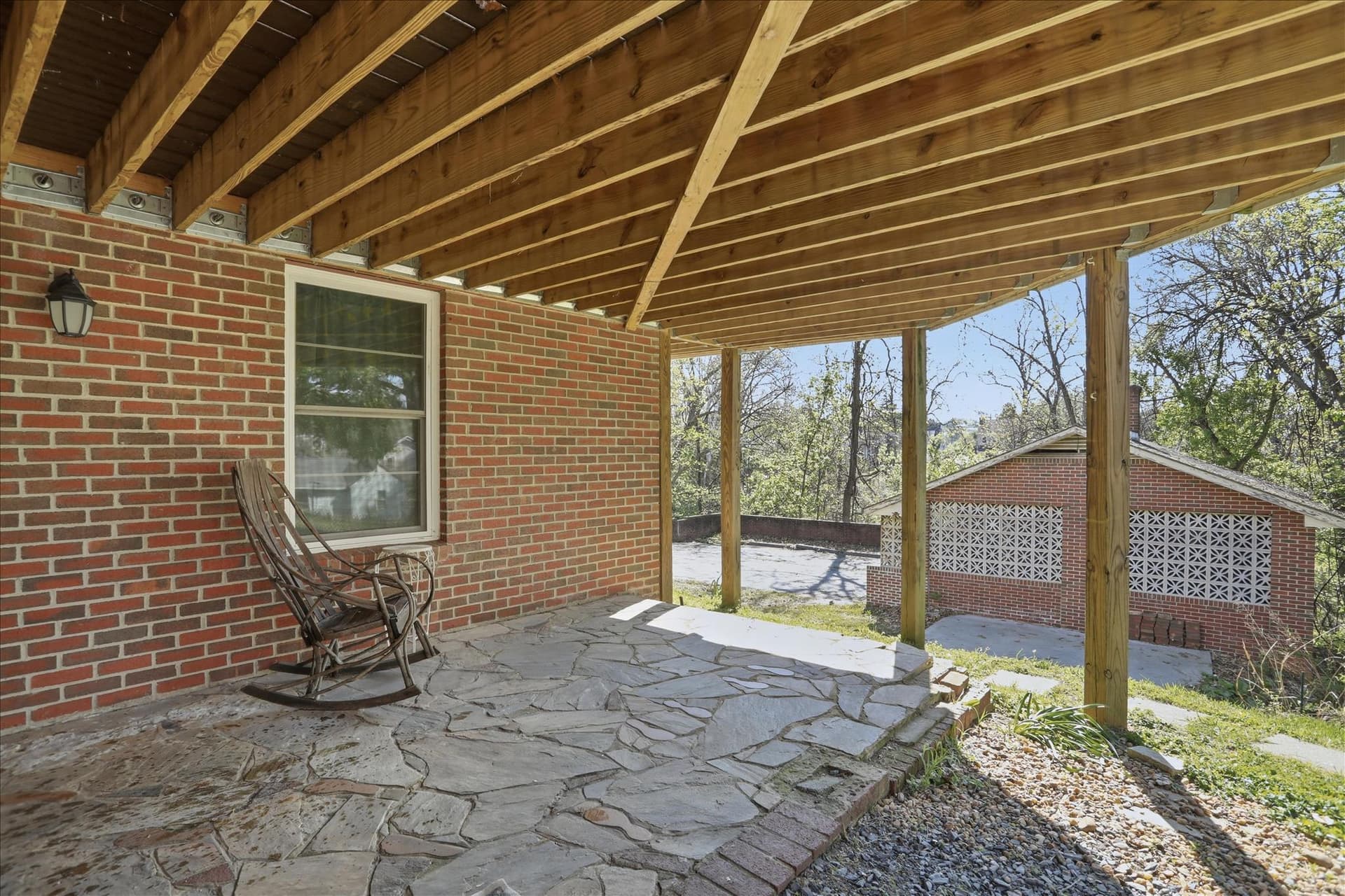 1116 Summit Avenue photo 42
