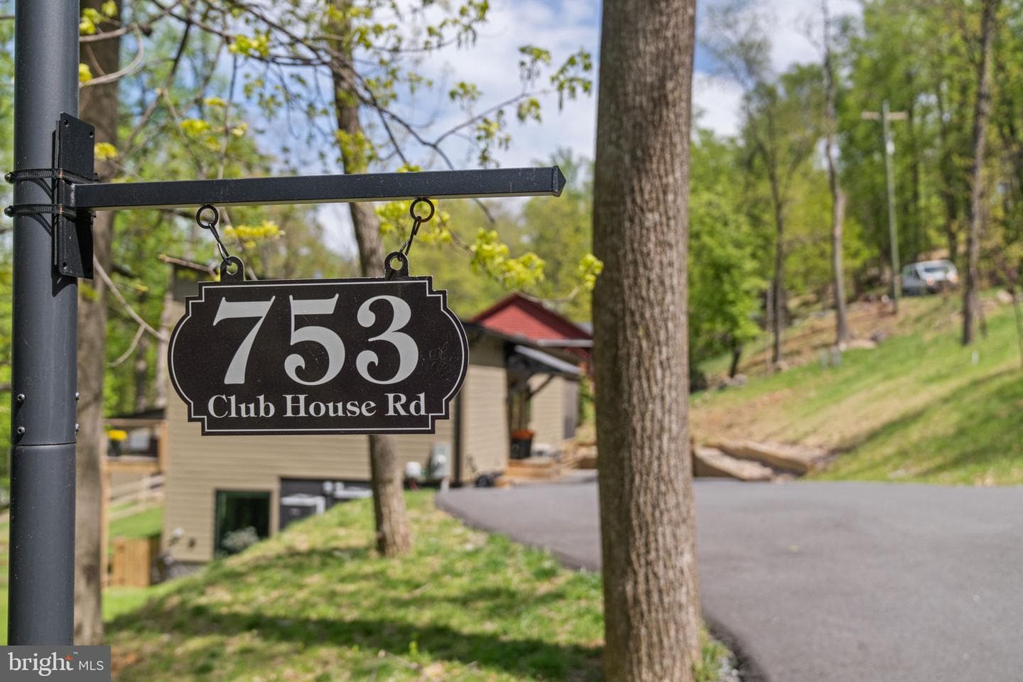 753 Club House Road photo 6